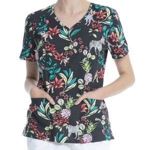 NWT Jungle Life Scrub Top